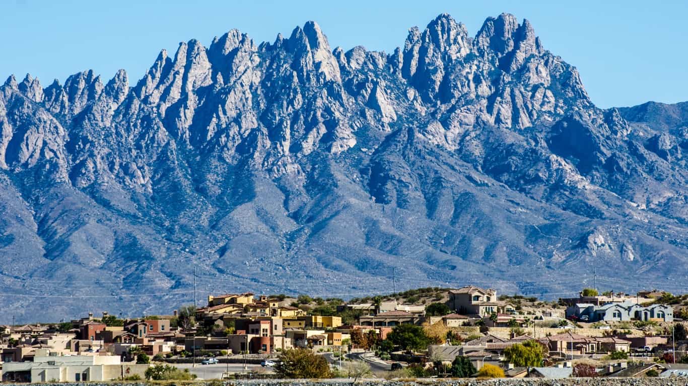 #10 What mountain range separates Europe and Asia in many geography models?