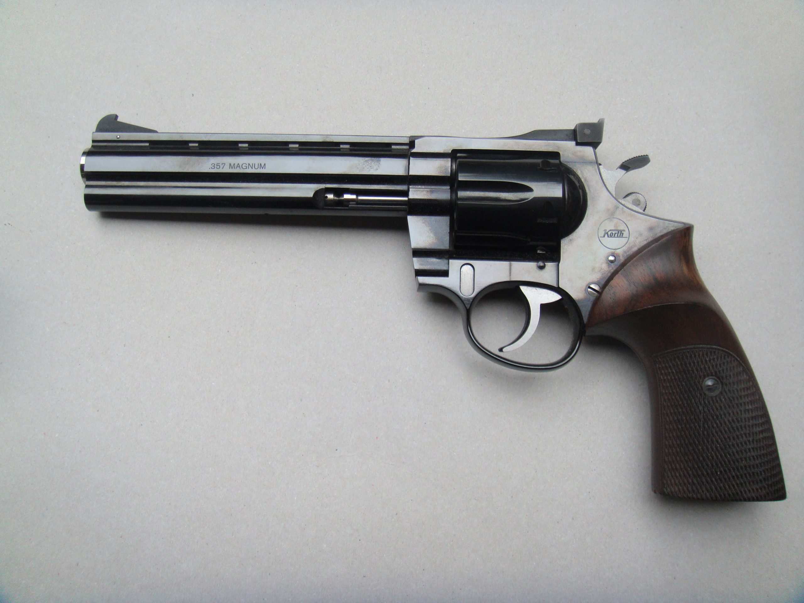 4. Smith & Wesson