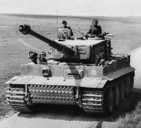 File:Bundesarchiv Bild 101I-299-1805-16, Nordfrankreich, Panzer VI (Tiger I).2.jpg