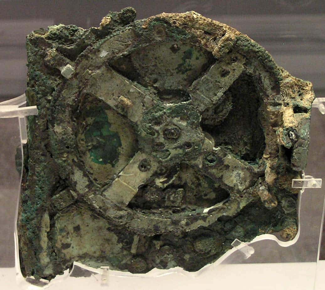 2. Antikythera Mechanism
