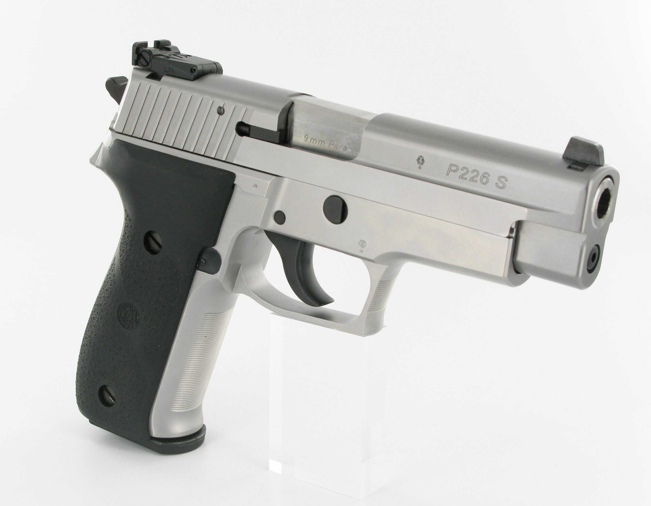 SIG P226 (suppressed)