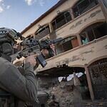 These Guns Give Navy SEALs an Edge in Urban Combat