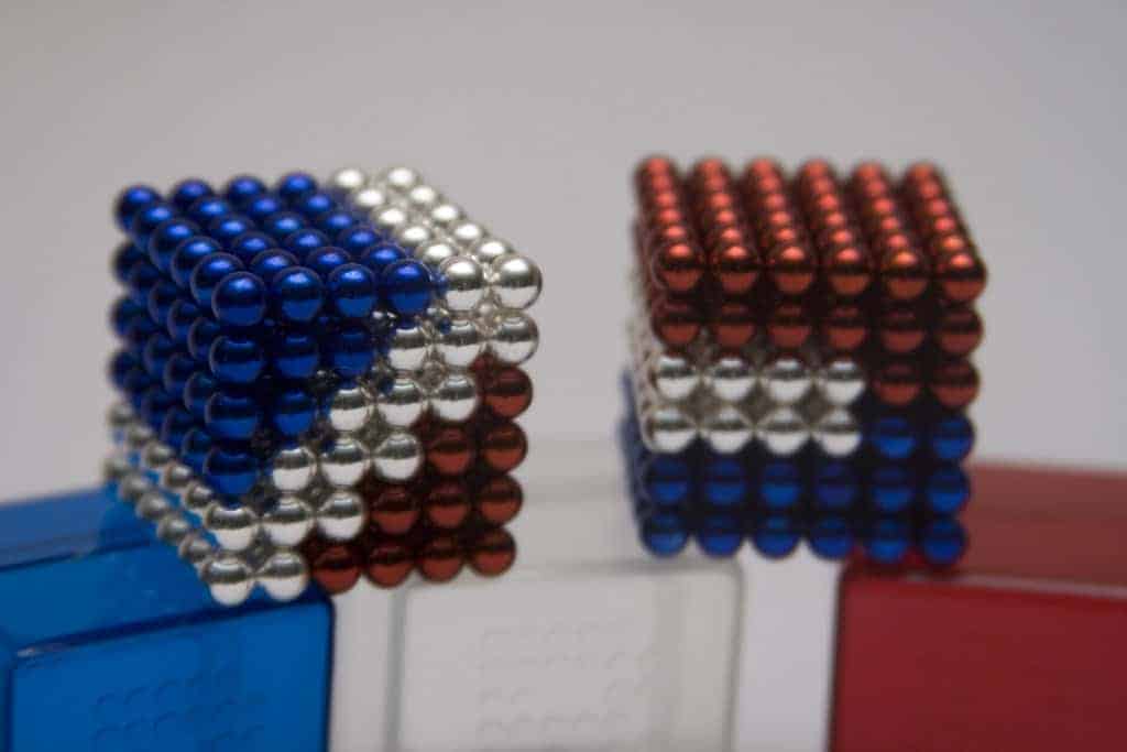 Buckyballs/High-Powered Magnets