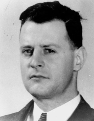 Army deserters kill FBI agent