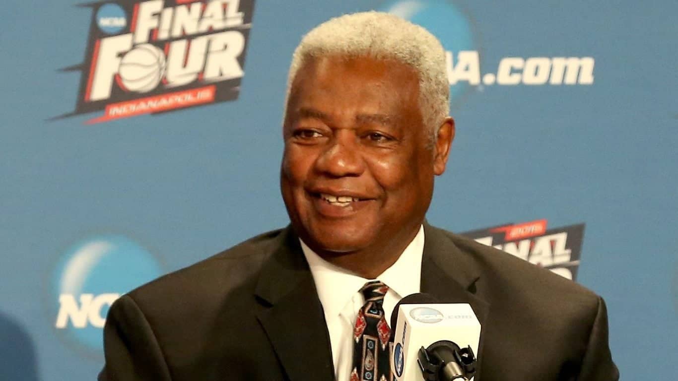 9. Oscar Robertson