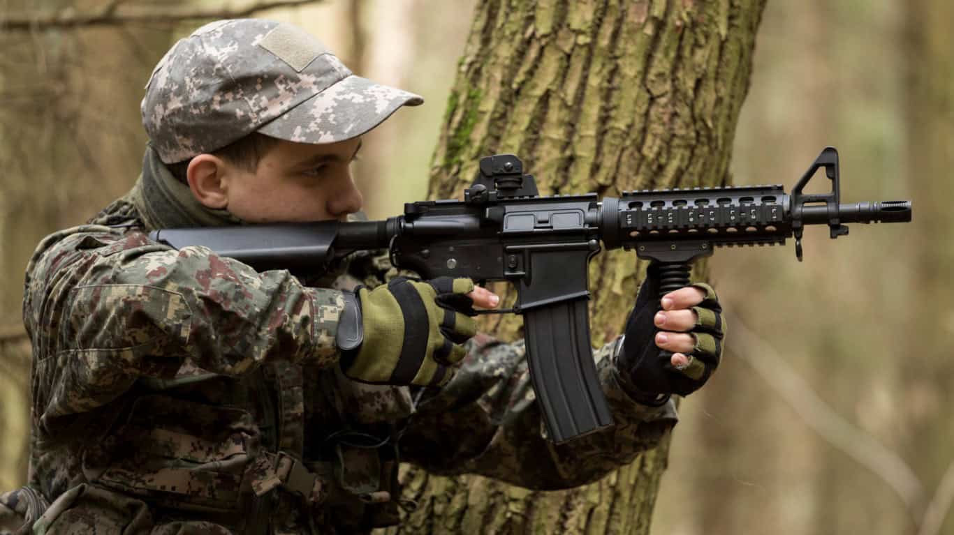 28. Colt M16 (Series)