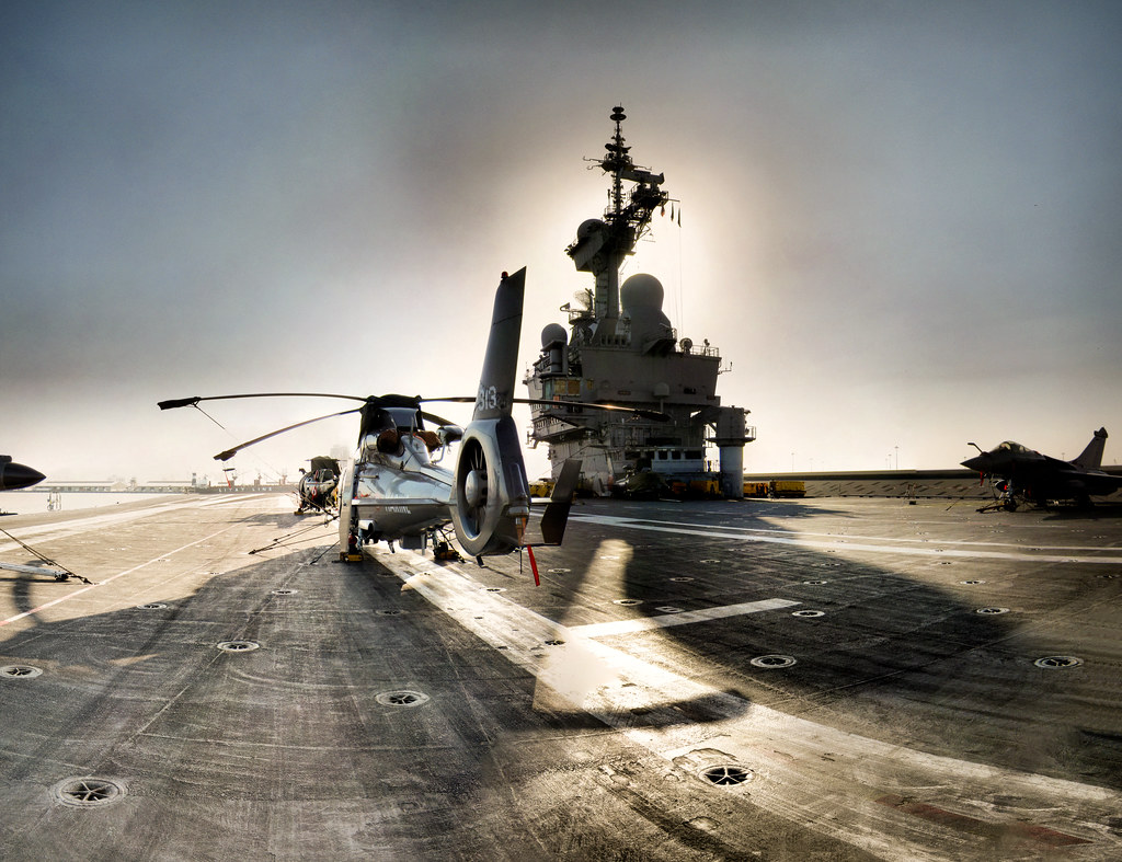 Porte avions Charles de Gaulle - 29-12-2010 - 15h56