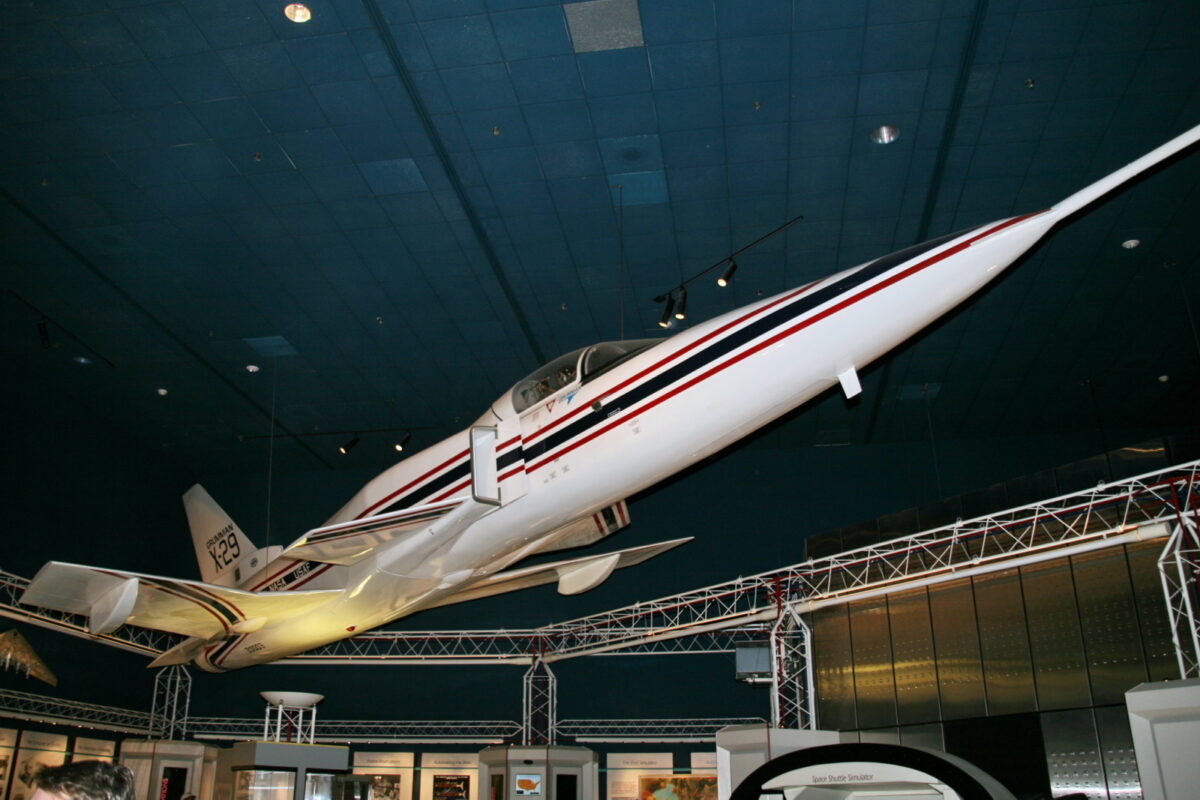 Grumman X-29 model at Smithsonian