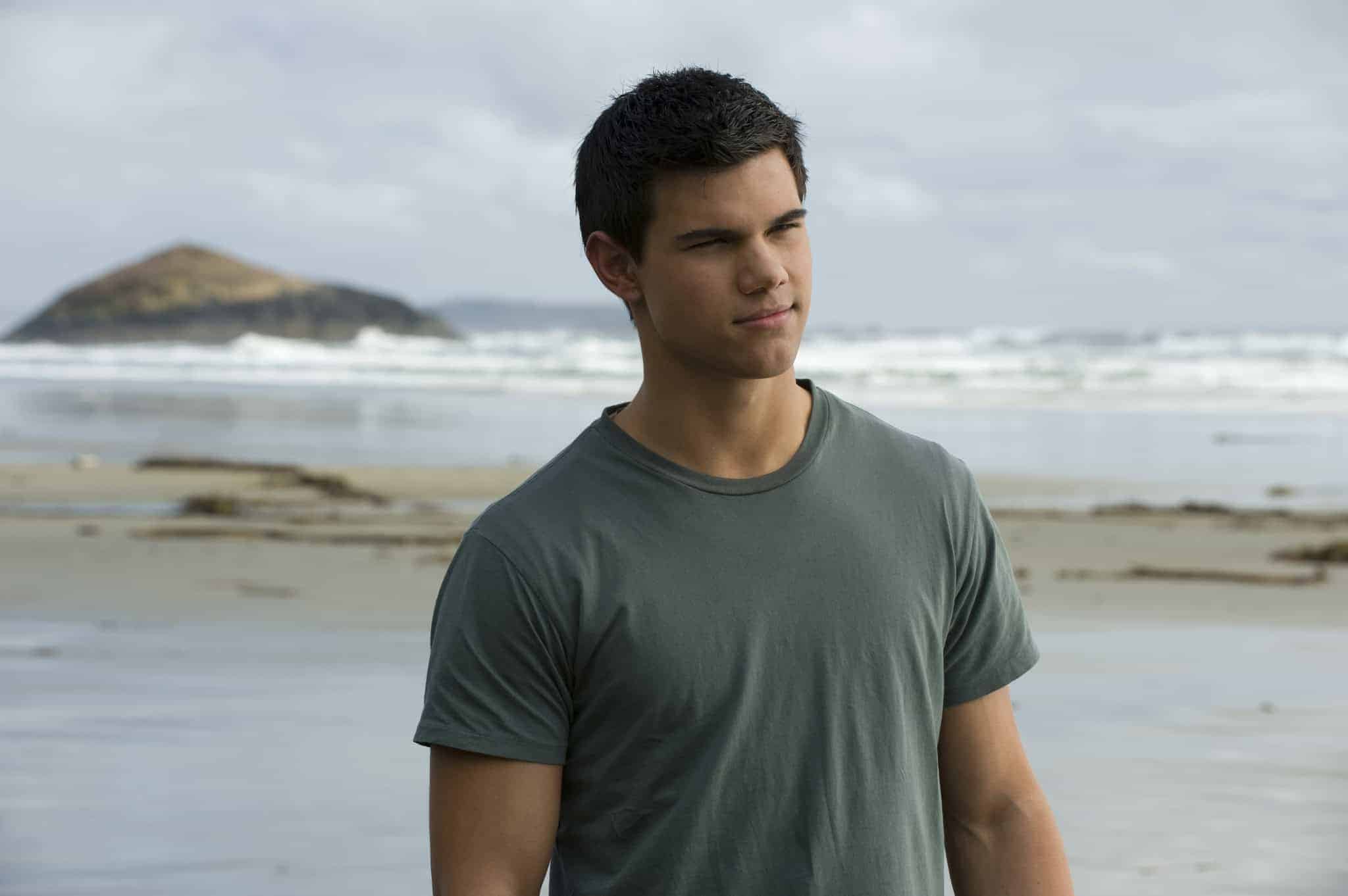 Jacob Black in "The Twilight Saga: New Moon": Played by Taylor Lautner