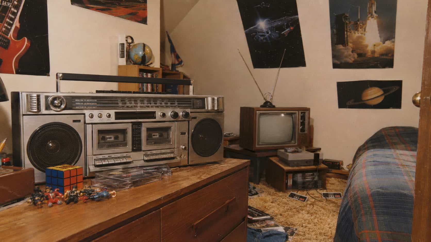 20 Gadgets and Toys That Defined ’80s Kids’ Bedrooms