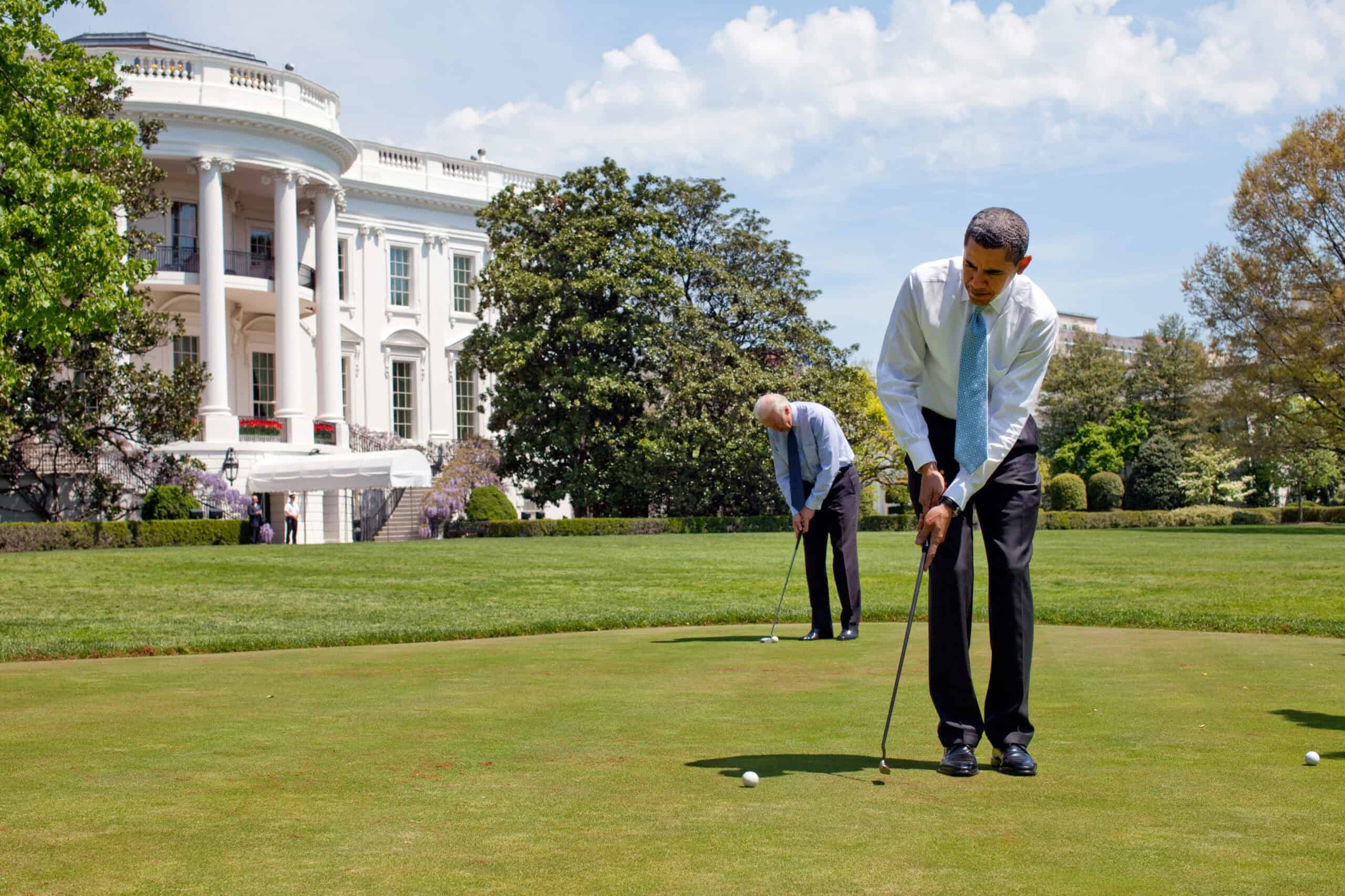 8. The White House Maintains Its Own Full-Time Florist and Greenhouse Operations