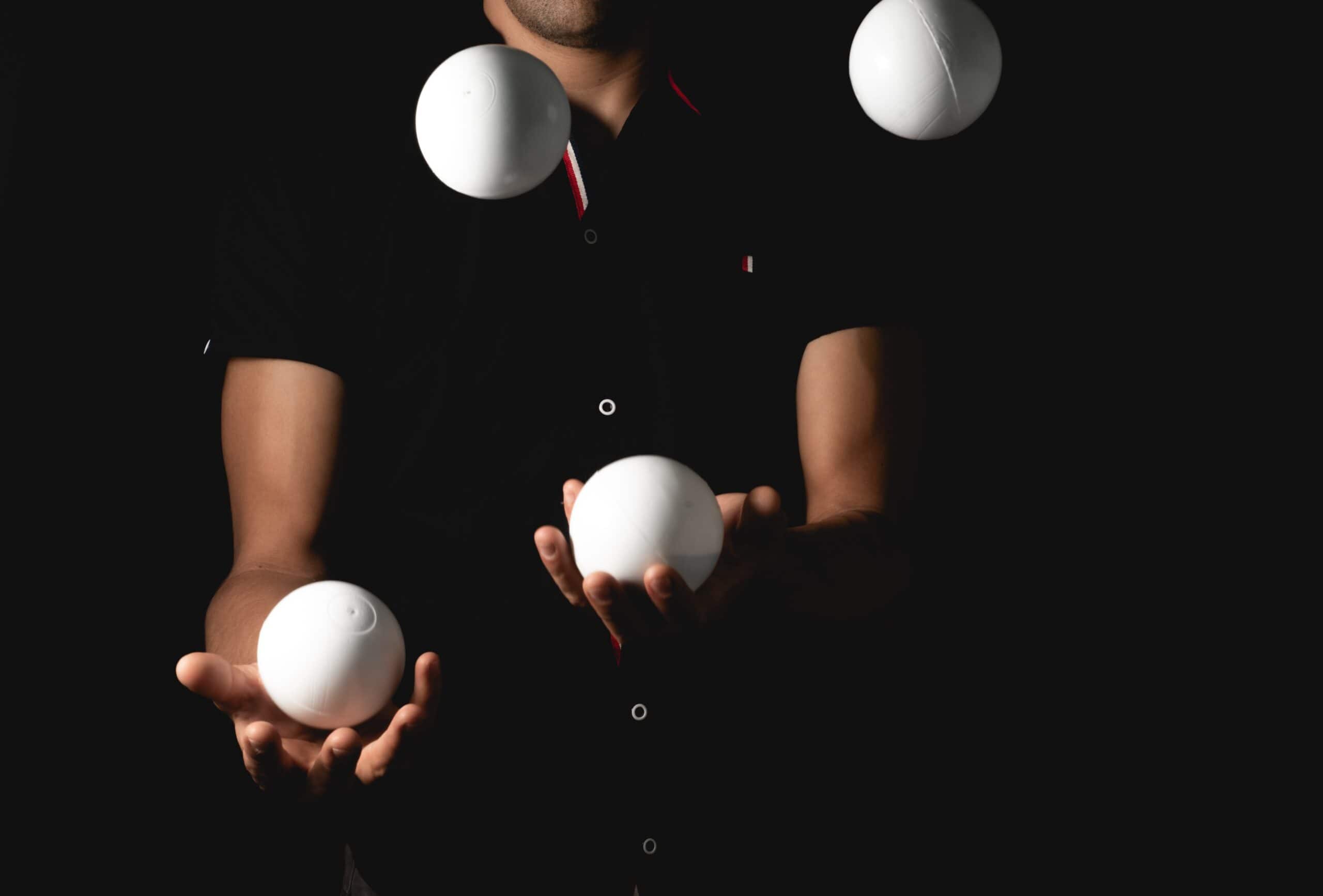 Hood River, Oregon: Juggling Without a License