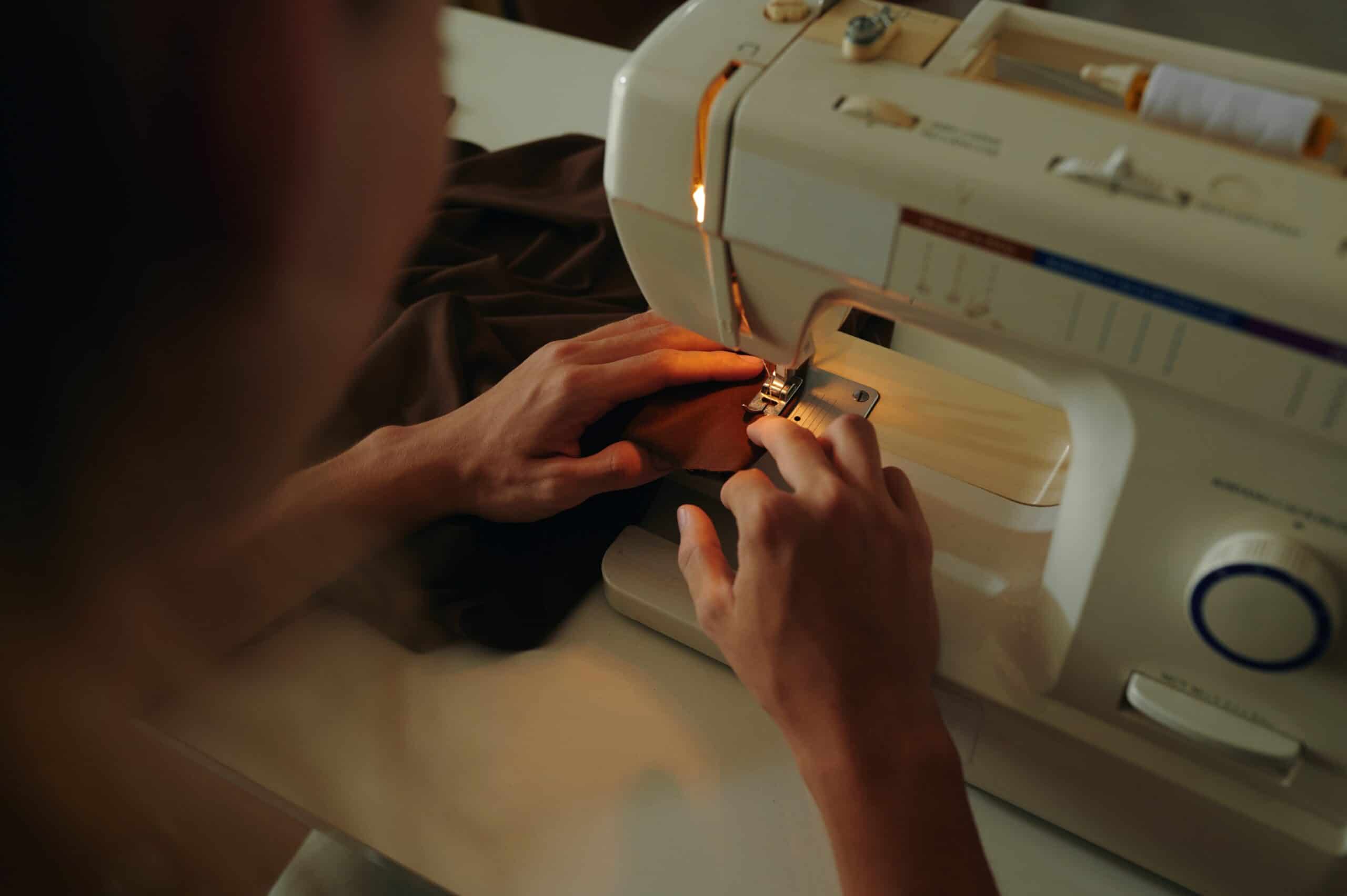 The Lockstitch Sewing Machine Mechanism