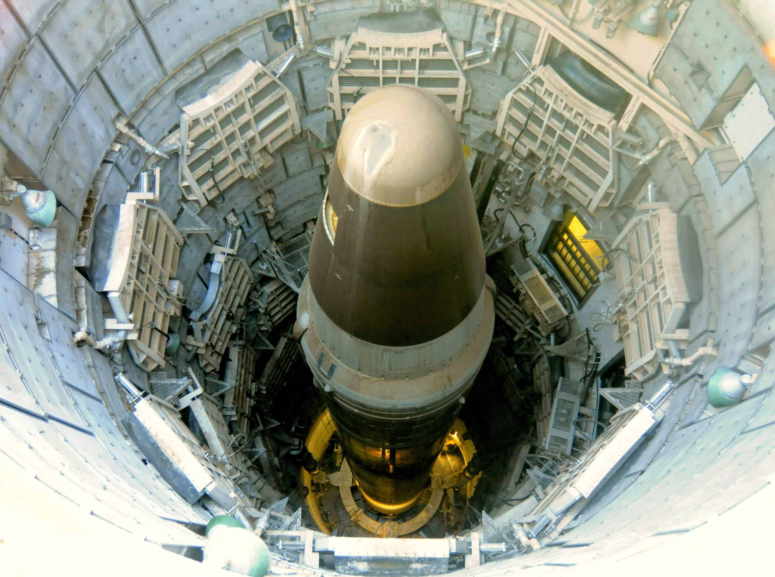 The Dropped Socket That Blew Apart a Nuclear Missile Silo (1980)